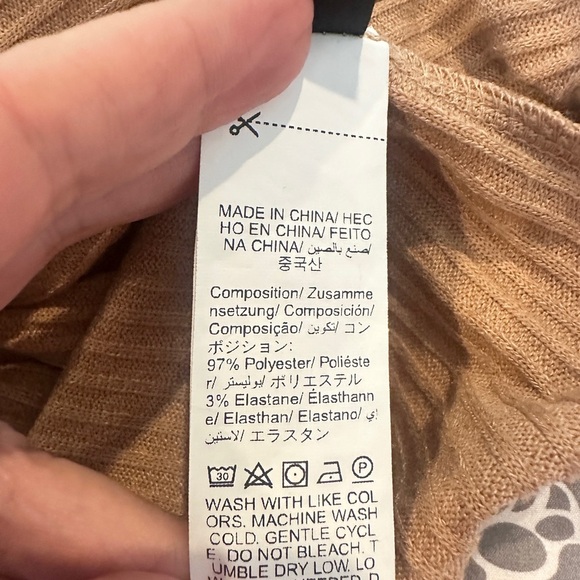 SHEIN Curve 2XL Plus Cream and Brown Ribbed Tunics Base Layer Staple Lot of 2 - Picture 14 of 15